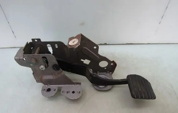 Renault Megane III Brake pedal sensor switch 465010015R 465010015RG