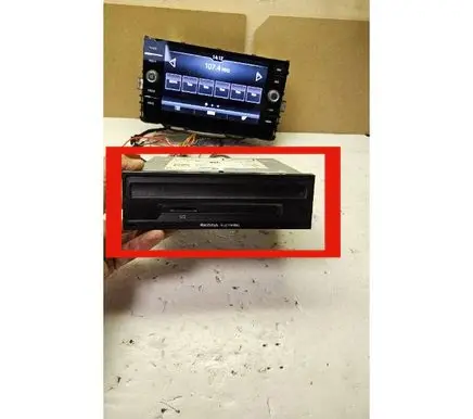Skoda Fabia Mk3 (NJ) Radio/CD/DVD/GPS head unit 5Q0035840B BC428C598DAE MIB2