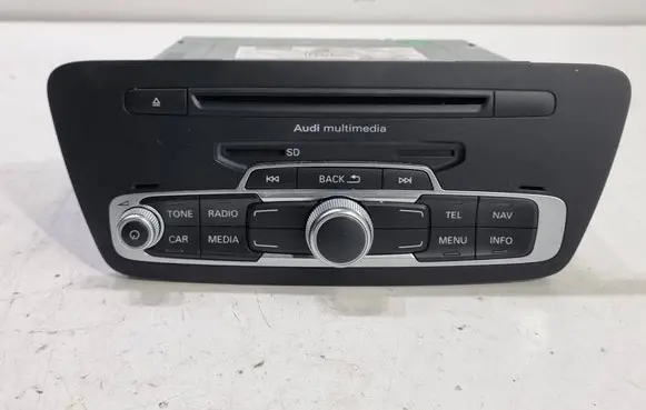 Audi Q3 8U Radio/CD/DVD/GPS head unit 8U0035183 28303412