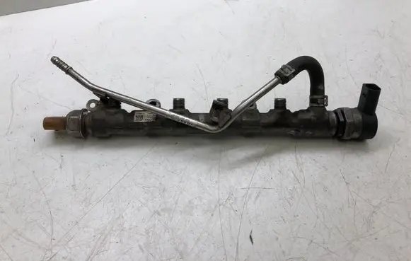 Volkswagen Polo V 6R Fuel main line pipe R03P125 0281006075 03L906051
