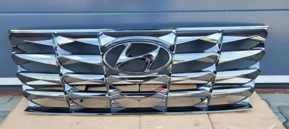 Hyundai Tucson IV NX4 Front grill