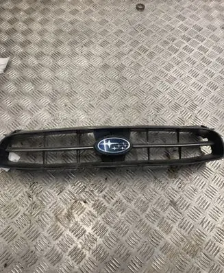 Subaru Impreza II Front grill