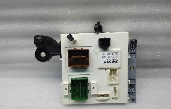 Volvo V60 Fuse box set 31665457 81270992 2014D05457