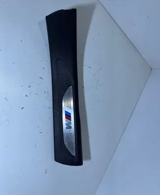 BMW X6 F16 Rear sill trim cover 7382256