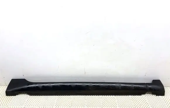 Peugeot 2008 I Front sill (body part) 96781715XT