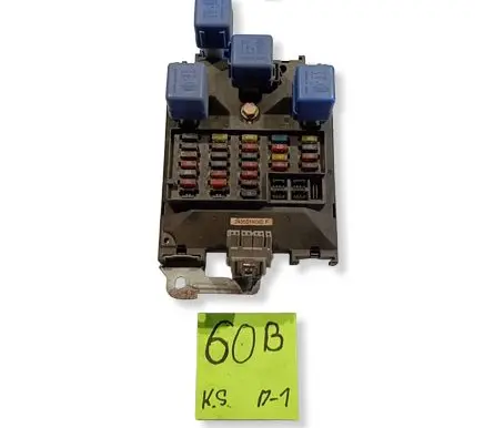 Nissan Sunny Fuse box set 243118H300