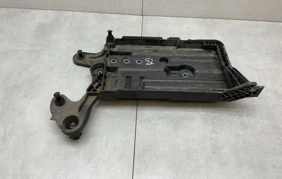 Volkswagen Golf VII Battery tray 5Q0915321H