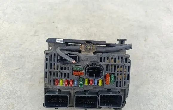 Peugeot 407 BSM Control unit 9661682580