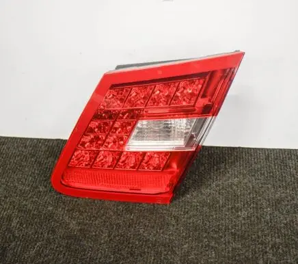 Mercedes-Benz E W212 Tailgate rear/tail lights A2129060258