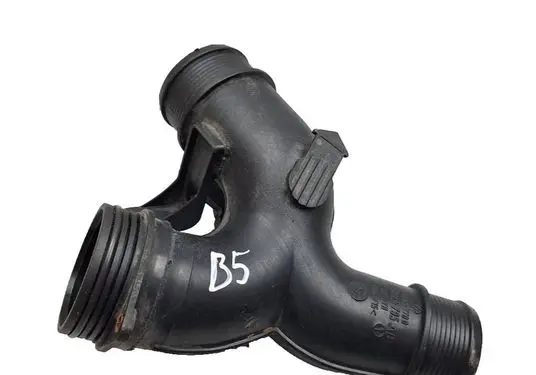 Volkswagen Touareg I Intercooler hose/pipe 7L6145770G