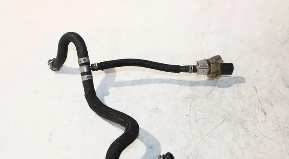 Mercedes-Benz Sprinter W906 Fuel pressure sensor A6510703981004