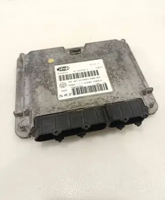 Fiat Panda II Engine control unit/module 51834074 7DWEVW639K 0097663A