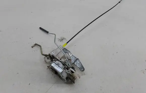 Toyota Aygo AB10 Front door lock