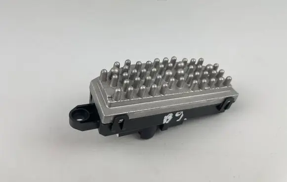 Volkswagen PASSAT B9 Heater blower motor/fan resistor 5WA907521