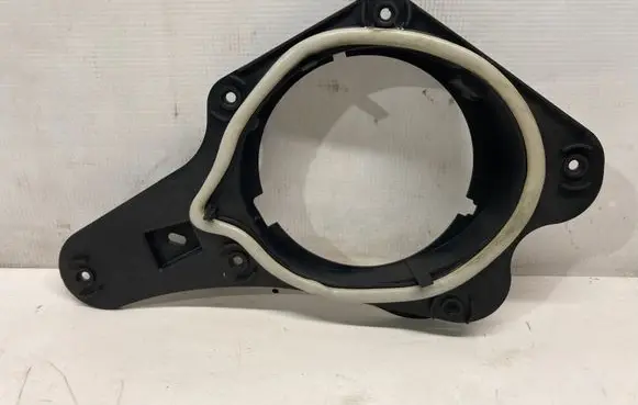 Peugeot 3008 II Side speaker frame 9813827080