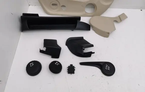 Mercedes-Benz B W246 W242 Seat trim A2469192100 A2048792558