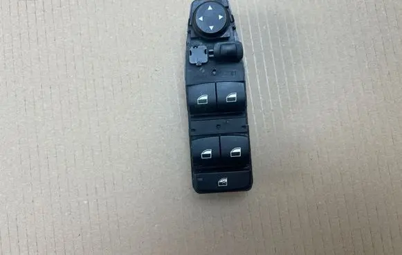 BMW 5 F10 F11 Electric window control switch 9179905