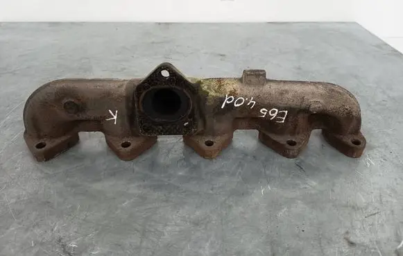 BMW 7 E65 E66 Exhaust manifold 7789071