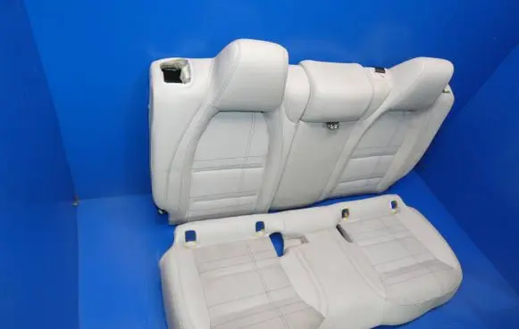 Mercedes-Benz CLA C117 X117 W117 Second row seats 