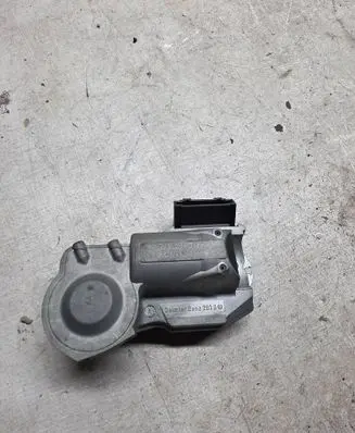 Mercedes-Benz E W211 Steering wheel lock A2034621130