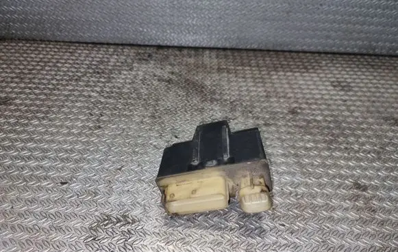 Peugeot Partner Glow plug pre-heat relay 9652021180