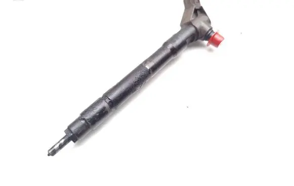Mazda CX-5 Fuel injector SH0113H50