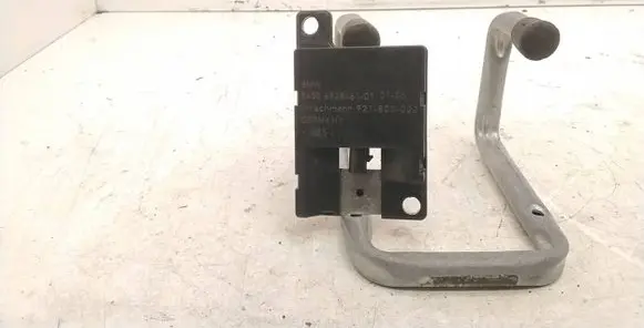 BMW 5 E60 E61 Bluetooth antenna 6928461 921800002