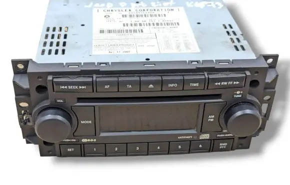 Jeep Patriot Radio/CD/DVD/GPS head unit P05091509AH