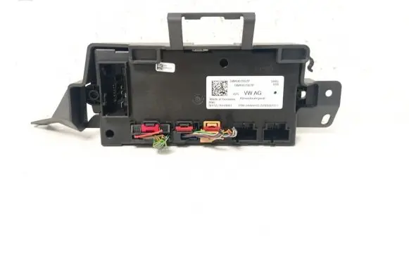 Volkswagen Golf VIII Air conditioning/heating control unit 5WA907007P