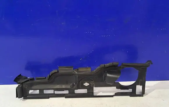 Volvo V60 Intercooler air guide/duct channel 31353295
