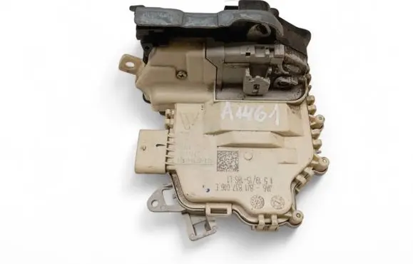 Audi Q7 4M Front door lock 8J1837016E