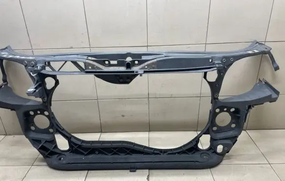 Audi A4 S4 B6 8E 8H Radiator support slam panel