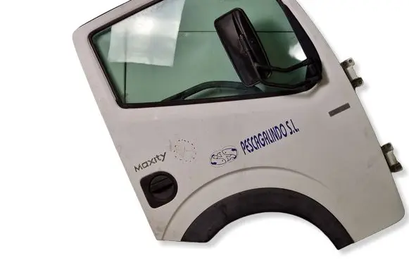 Nissan Cab Star Front door K2611801
