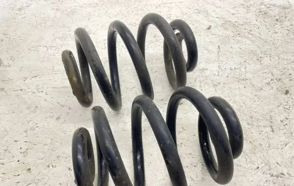 Volkswagen Transporter - Caravelle T4 Rear coil spring T740835 73448