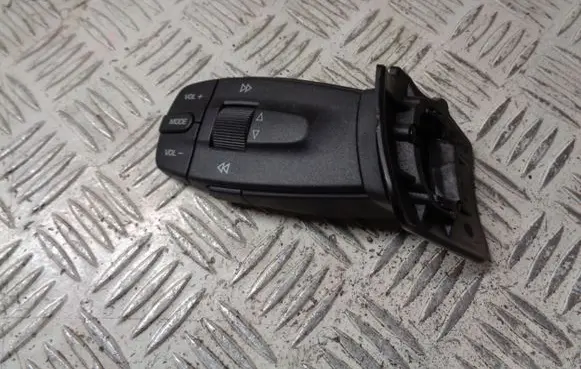 Seat Ibiza IV (6J,6P) Sound control switch 5J0959849