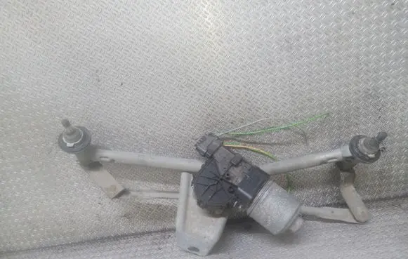 Peugeot 206+ Front wiper linkage and motor 0390241523