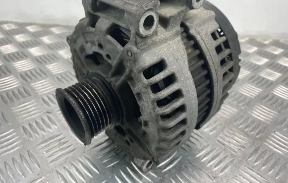 Mercedes-Benz ML W164 Generator/alternator A0131545602