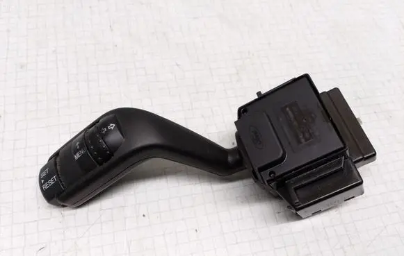 Ford Focus C-MAX Indicator stalk 3M5T13335BD