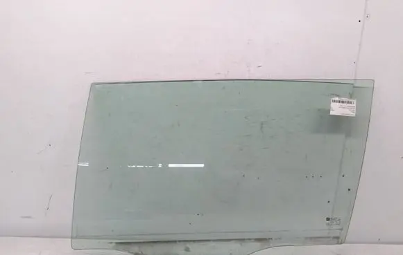 Opel Vectra C Rear door window glass 
