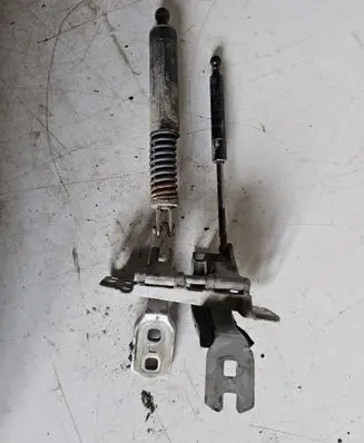BMW 5 E39 Tailgate strut 51248220072