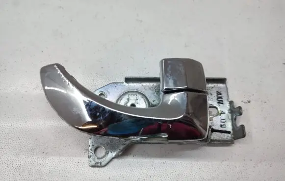 KIA Sorento Rear door interior handle