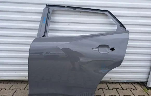 Peugeot 2008 II Rear door