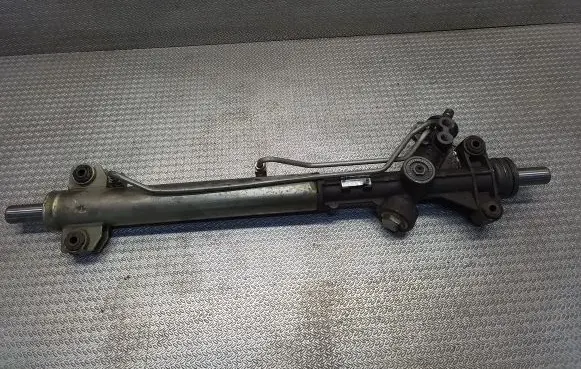 Iveco Daily 35 - 40.10 Steering rack 504064571