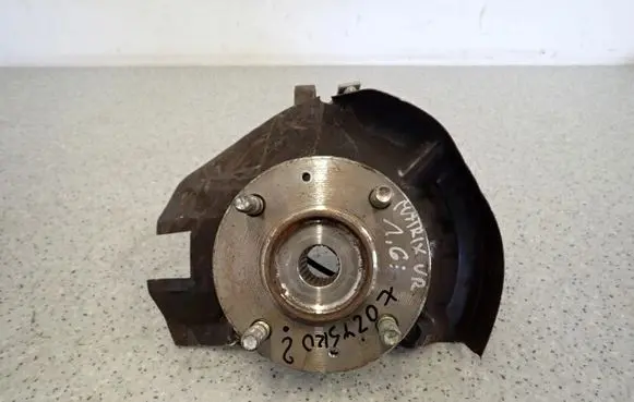 Hyundai Matrix Front wheel hub spindle knuckle