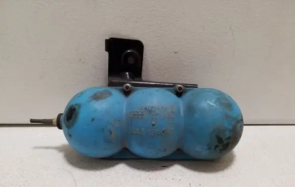 Audi A6 S6 C6 4F Vacuum air tank 443131541