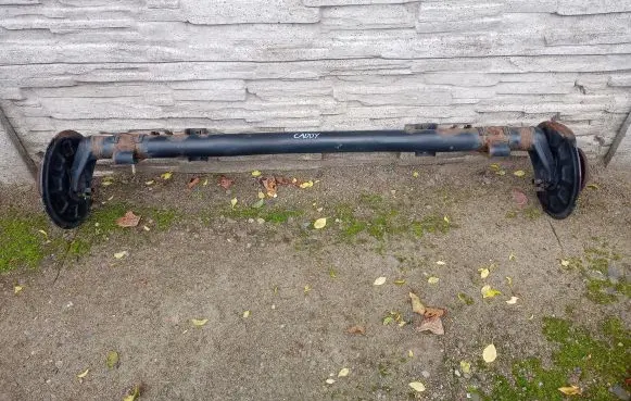 Volkswagen Caddy Rear axle beam with reductor 