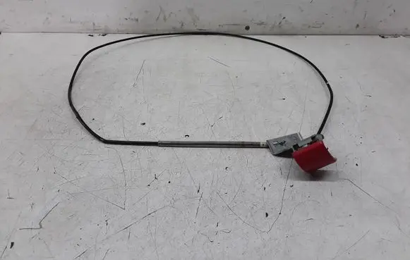 Volvo V50 Engine bonnet/hood lock release cable 