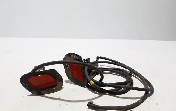 Volvo XC40 Headlight washer spray nozzle 