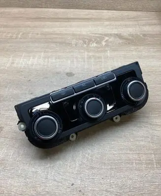 Volkswagen PASSAT B7 Climate control unit 7N0907426AM 5HB009751