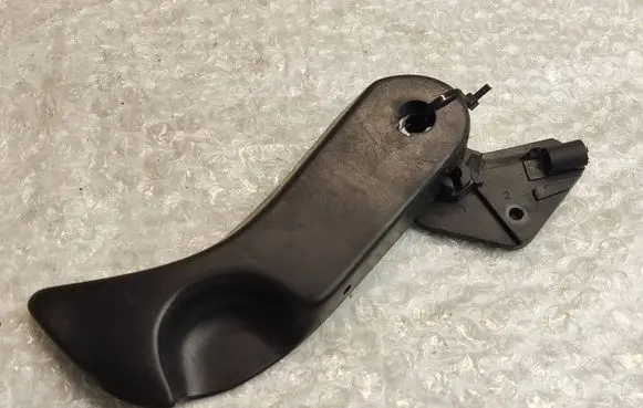 BMW 5 E39 Engine bonnet (hood) release handle 8226621 11970213
